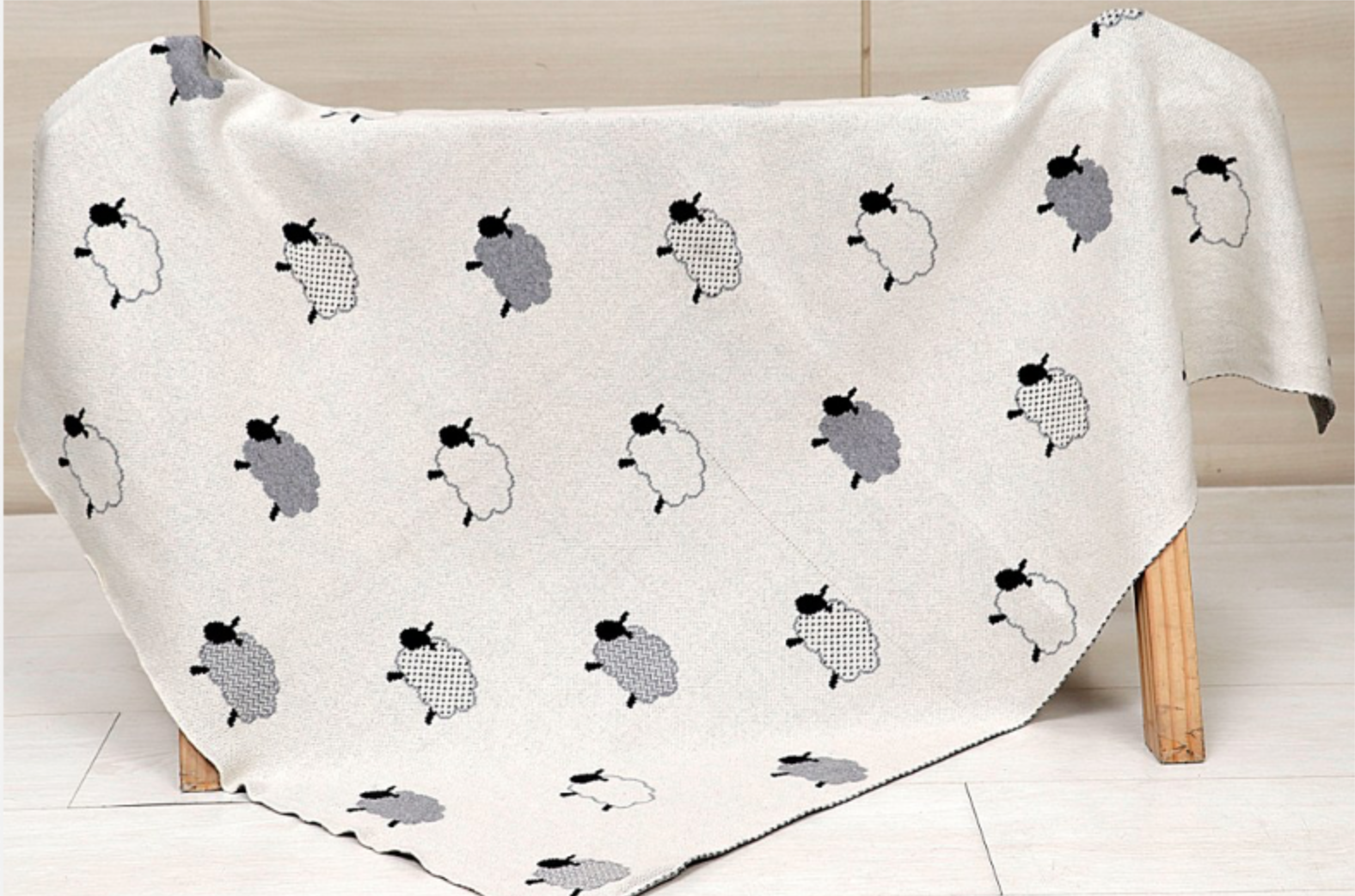 Sheep- Jacquard Sweater Knit Baby Blankets (Organic Cotton)