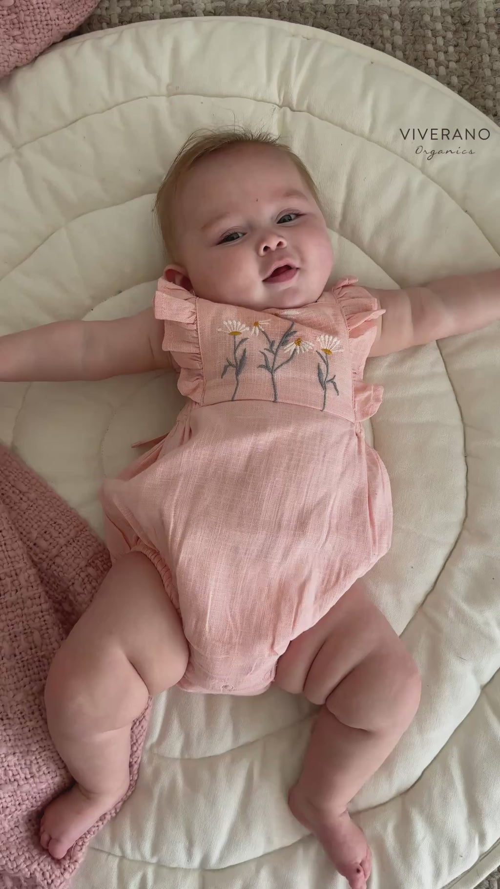 Officially inducted into the Chunky Leg Club! Wrapped in the gentlest organic cotton—because only the best touches these rolls! 😍